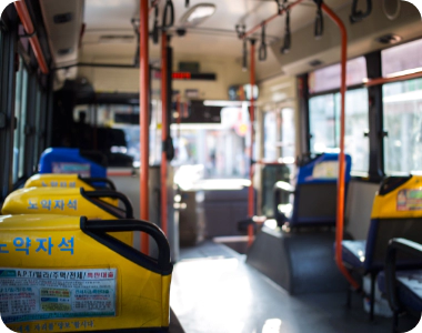bottom bus img